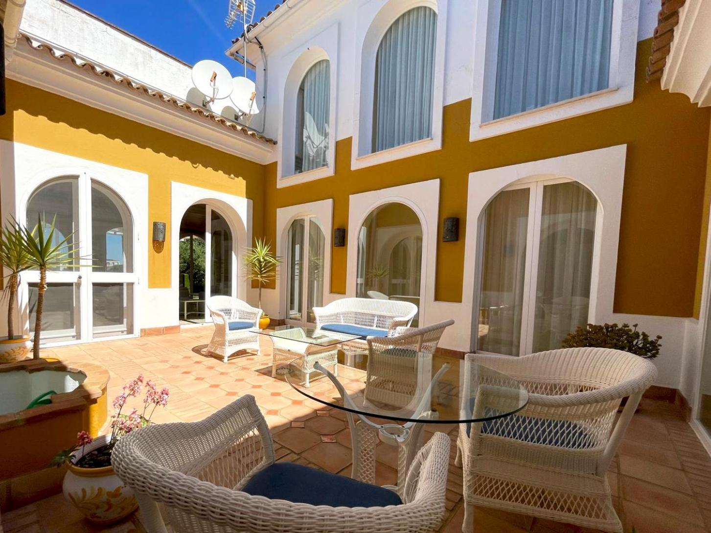 Villa Rosa بينالوب كاساس فِييخاس المظهر الخارجي الصورة