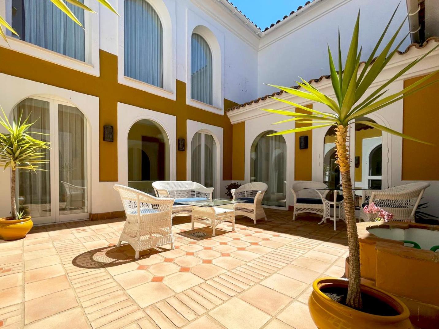 Villa Rosa بينالوب كاساس فِييخاس المظهر الخارجي الصورة